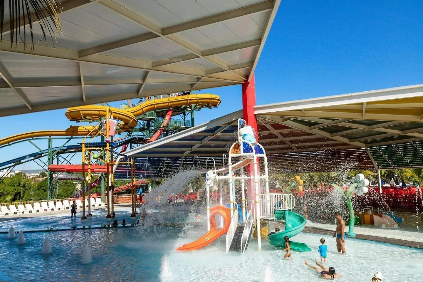 Spazzio Diroma Com Parque Aquatico Incluso Caldas Novas 0*,  Brazil