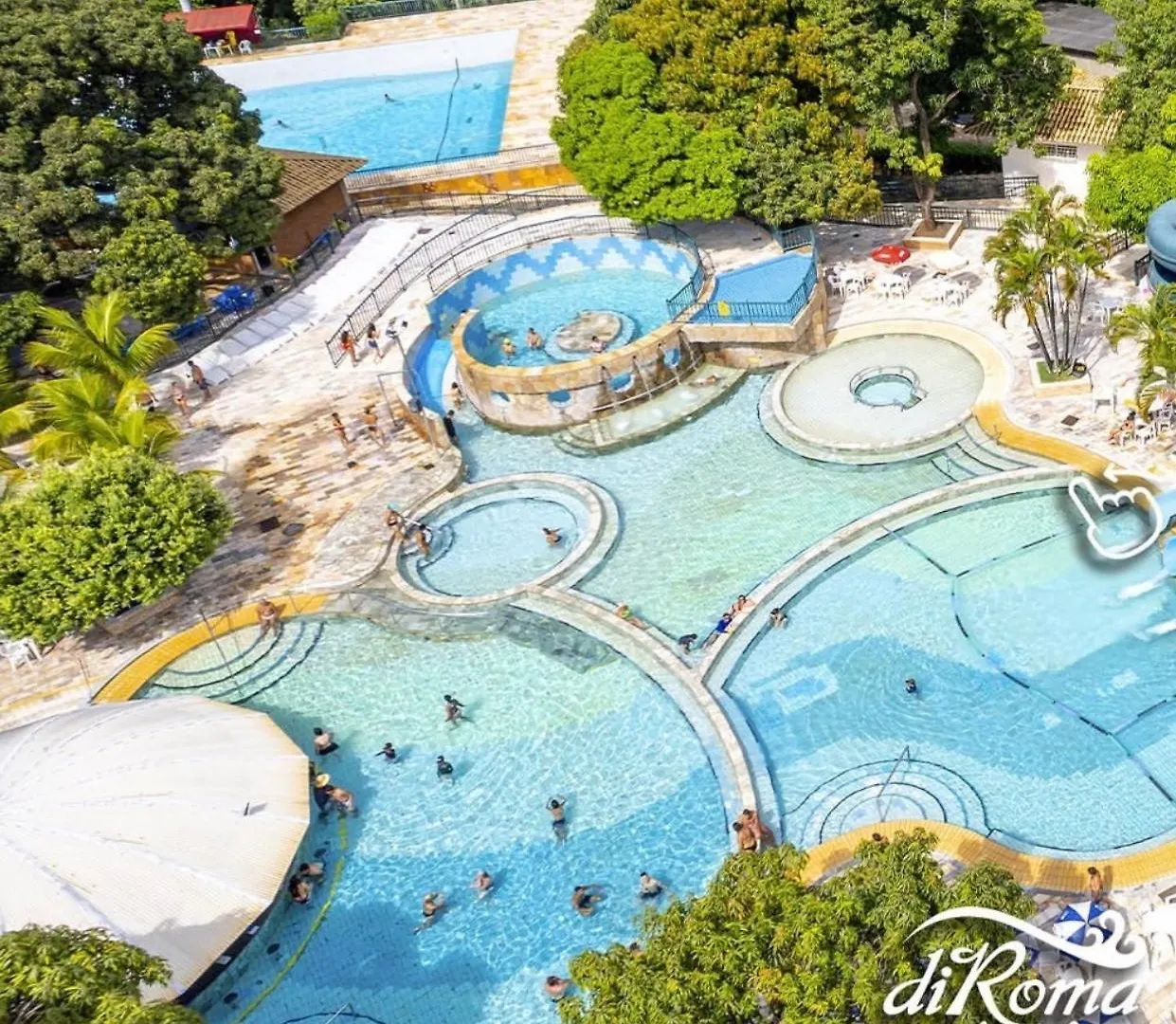 Spazzio Diroma Com Parque Aquatico Incluso Caldas Novas Apartment